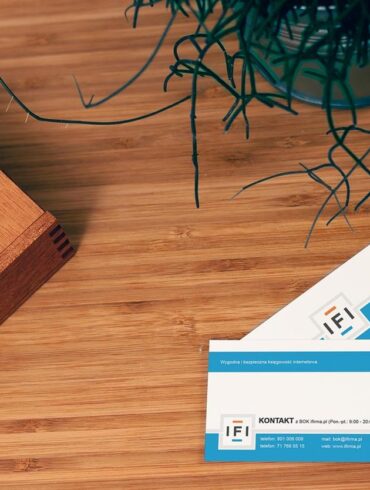 In a world driven by notifications, screens, and instant messaging, the tactile power of print might seem like a thing of the past. But not for MOO. This UK-born design and print innovator is proving that print isn’t just alive—it’s thriving. And more than that, it’s connecting people in ways digital never could. From entrepreneurs and small business owners to global brands and design enthusiasts, MOO is helping people cut through digital noise with thoughtful, beautifully crafted print products that spark conversation, build relationships, and leave a lasting impression.