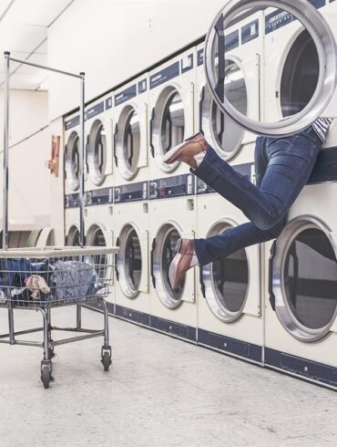 In today's fast-paced world, finding the perfect balance between convenience and sustainability is more important than ever. Electrolux, a renowned UK brand with a century-long history of innovation, is leading the way in achieving that balance through cutting-edge technology and eco-friendly designs. With a focus on smart living, Electrolux delivers appliances that make life easier while promoting sustainable habits. Their products are helping households across the UK embrace a future that is both smart and sustainable.