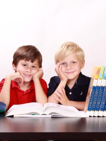 Milan Presse is a French educational publishing company dedicated to creating magazines, digital content, audio experiences, and educational activities for children and teenagers. Designed to encourage curiosity, imagination, and independent learning, the brand provides age-focused educational resources for children from preschool through high school. With collections tailored for: Ages 0–5 Ages 6–9 Ages 10–19 Milan Presse combines: Reading Discovery Creativity Educational entertainment to support children throughout their learning journey.