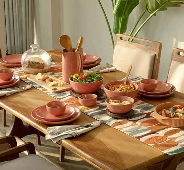 The host's greatest asset when planning a dinner party is not just the food, but the entire environment you create for your guests. Before a single word is exchanged or a bite is taken, your dining room speaks volumes through its visual presentation. The centerpiece of this visual language is your dinnerware, the very dishes from which your guests will eat and the foundation upon which the rest of your table design is built. A well-planned dinner party transforms a simple gathering into an event. It demonstrates respect for your guests' time and attention, showing that you've invested effort into making them feel valued and welcomed. The selection of fine dinnerware is the first step in this transformation, setting a tone of elegance and intentionality from the moment guests are seated.